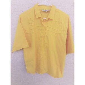 Style & Smile L yellow short sleeve button front soutache applique shirt